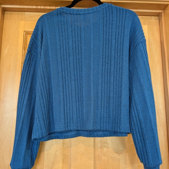 SHEIN Blue Sweater with Pearl Details - Picture 5 of 6